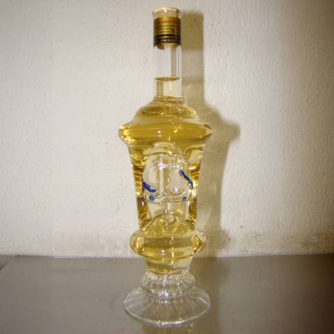 Whisky formájú palack hajóval (0,1 L)